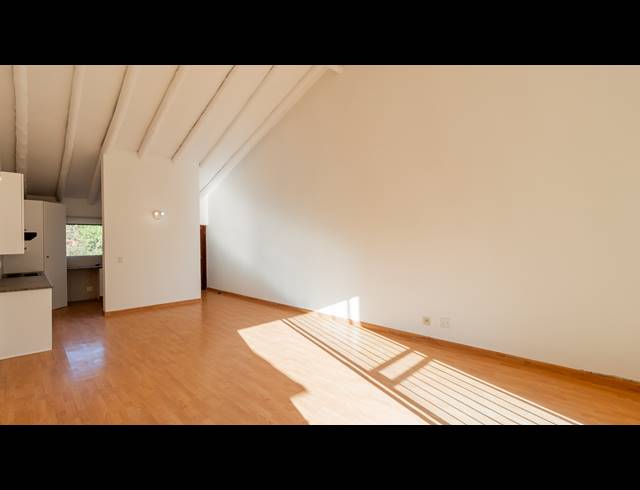 2 BEDROOM SECTIONAL TITLE TO LET IN NORTH RIDING